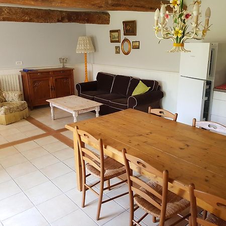 Domaine De Chantageasse Asnieres-la-Giraud Room photo
