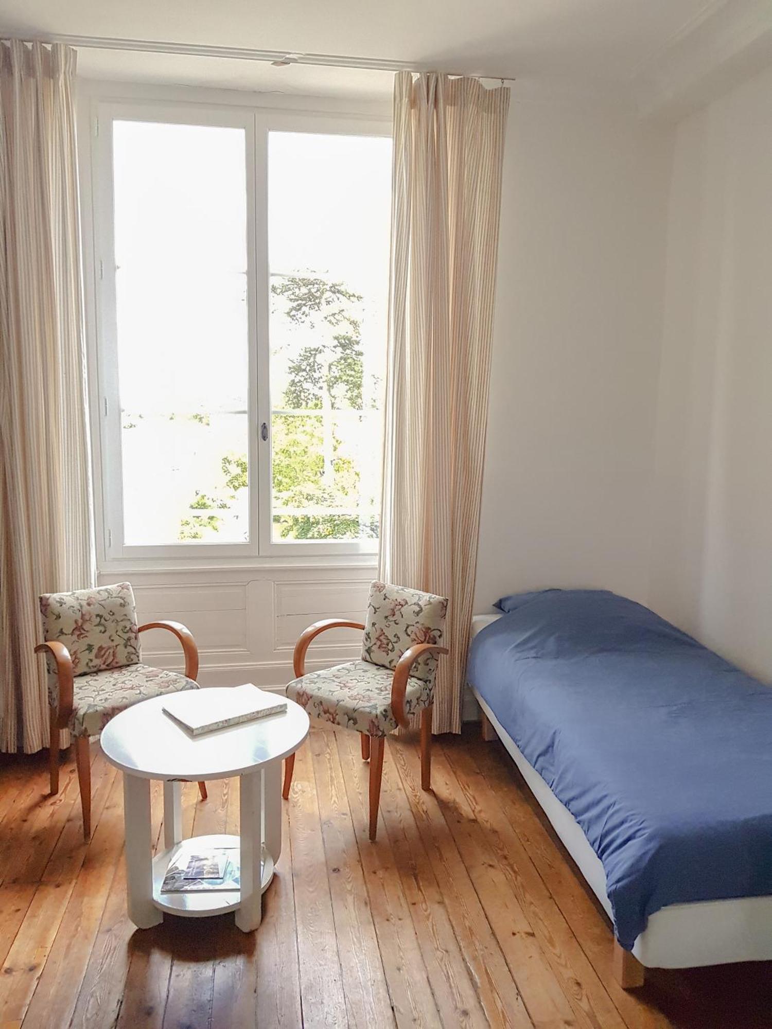 Domaine De Chantageasse Asnieres-la-Giraud Room photo