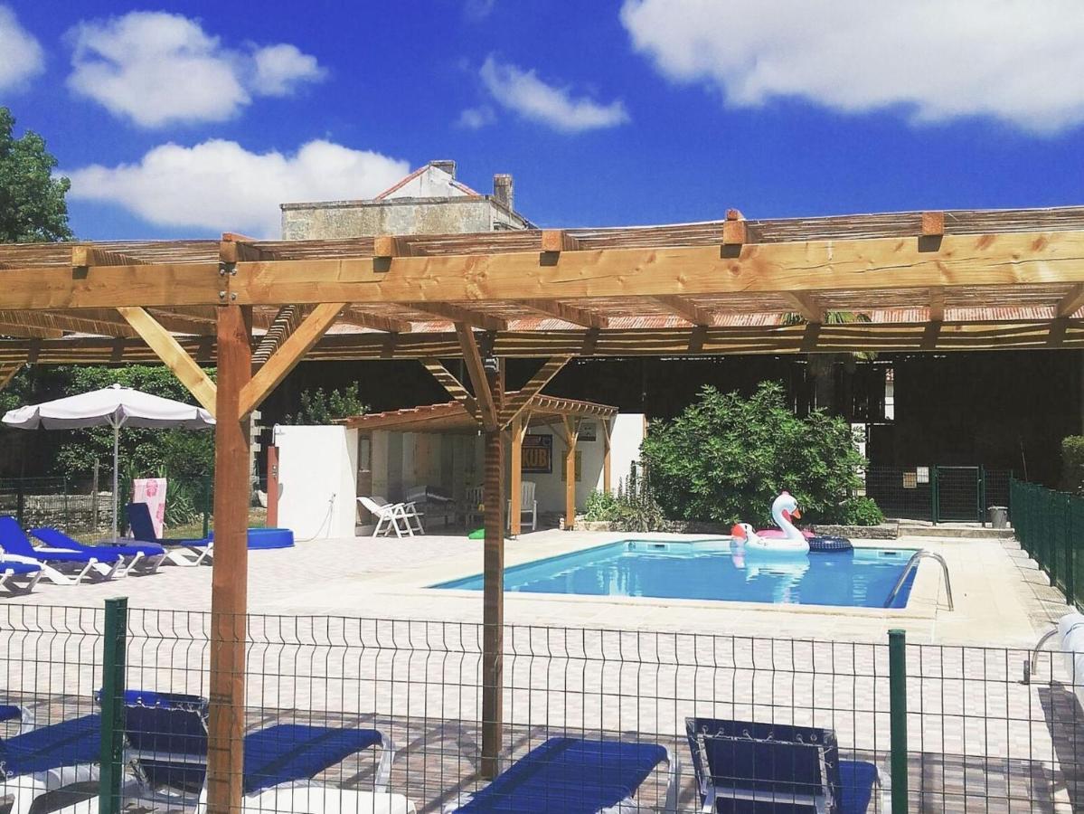 Domaine De Chantageasse Asnieres-la-Giraud Exterior photo